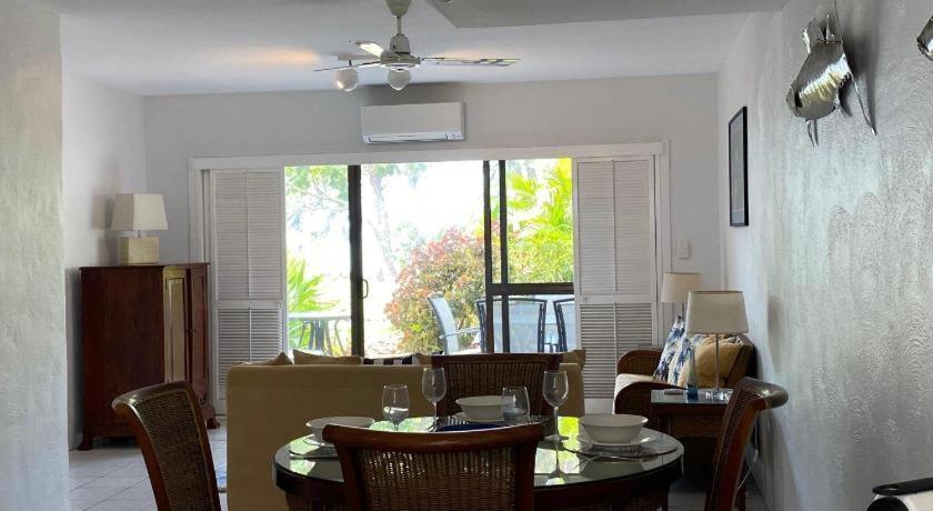 Aparthotel Beachfront Terraces With Onsite Reception & Check In Port Douglas Exterior foto