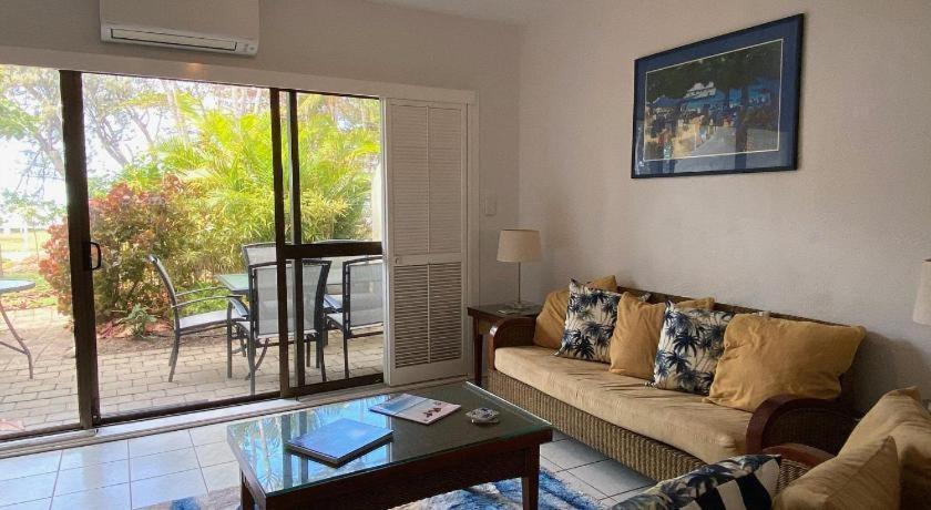 Aparthotel Beachfront Terraces With Onsite Reception & Check In Port Douglas Exterior foto