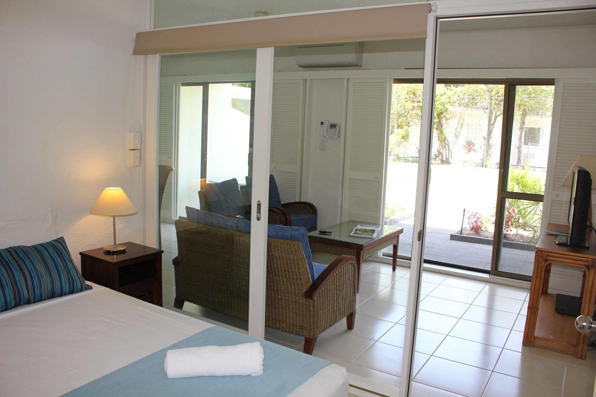 Aparthotel Beachfront Terraces With Onsite Reception & Check In Port Douglas Exterior foto